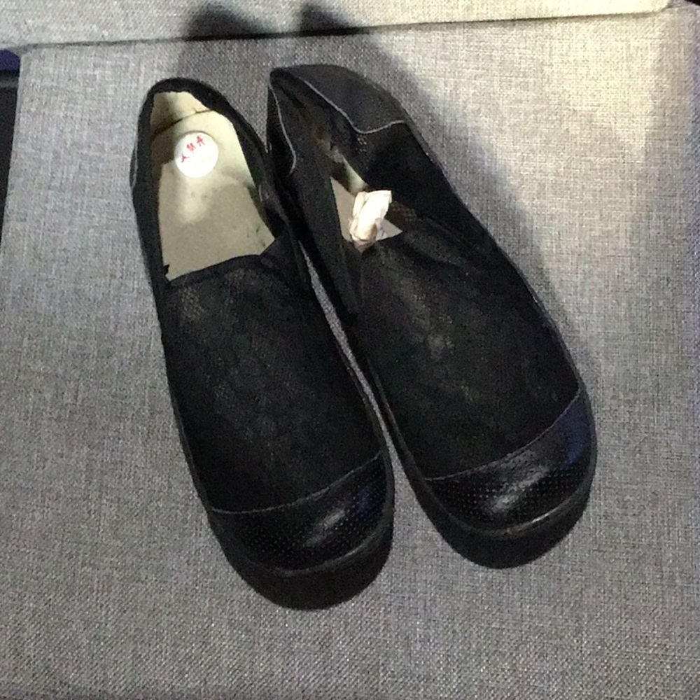 Black shoes